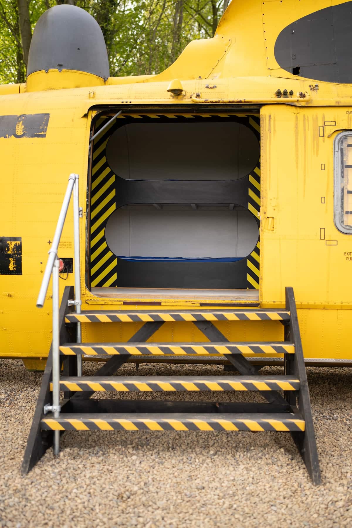 Sea King XZ589 — photo 9